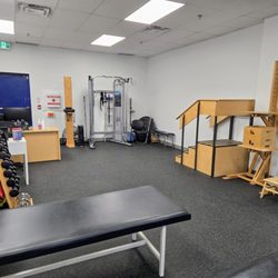 Lifemark Physiotherapy Bathurst & St. Clair - Gym