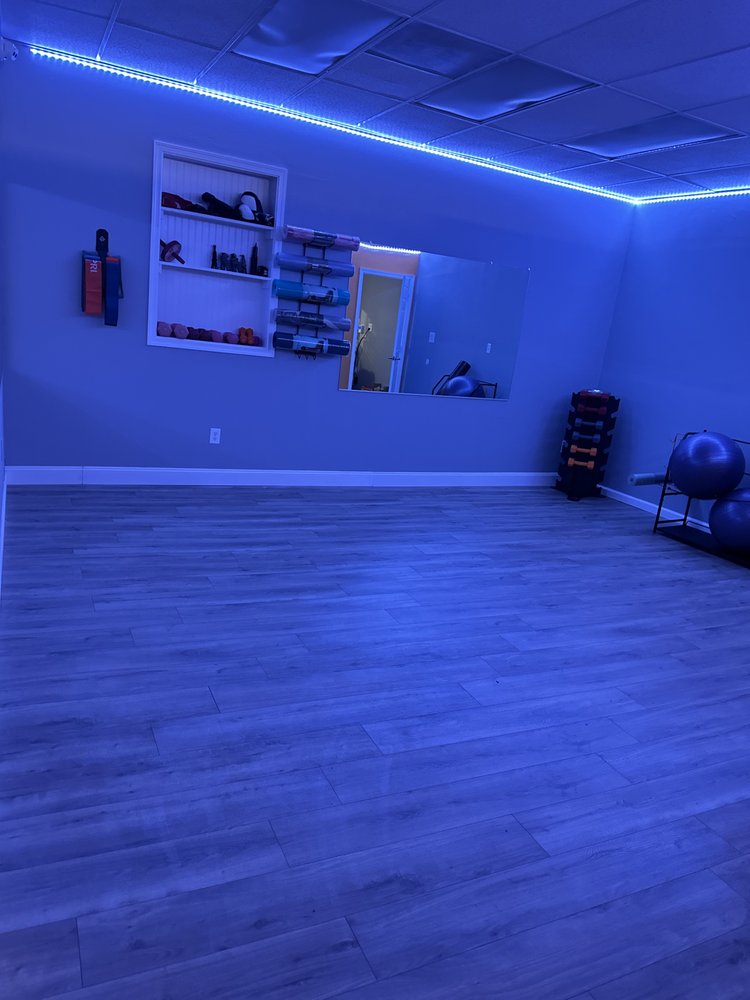 LYON FITNESS Updated October 2024 2137 Williamsport Pike