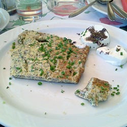 Mohnwirt - Kräuterkäse-Omelette mit Mohn, Schaffrischkäse mit Mohnpesto