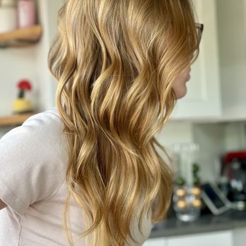 Kiki's Hair Boutique - Natural beauty. No color needed. - Hair Stylists Near Me - Boulder, Colorado Kiki's Hair Boutique - Natural beauty. No color needed. - Hair Stylists Near Me - Boulder, Colorado