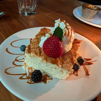 Mercado Manhattan Beach - Tres Leches Cake (5/5, amazing!) - Mexican Near Me - Manhattan Beach, California Mercado Manhattan Beach - Tres Leches Cake (5/5, amazing!) - Mexican Near Me - Manhattan Beach, California