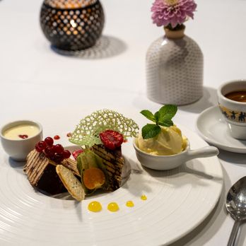 martas Restaurant ALvis - © Andreas Rehkopp - German Near Me - Berlin, BE