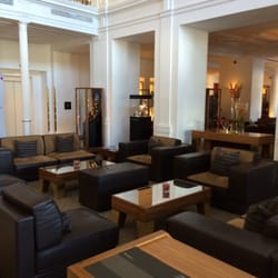 Kempinski Grand Hôtel des Bains - The right half of the lobby
