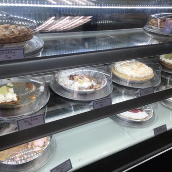Bluebonnet City Grill - Pies - Barbeque Near Me - Ennis, Texas