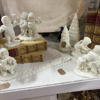 Southern Attic - Antiques Near Me - Fuquay-Varina, North Carolina Southern Attic - Antiques Near Me - Fuquay-Varina, North Carolina