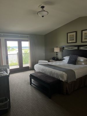 Madden's On Gull Lake by null