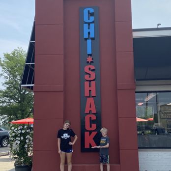 CHI-SHACK - Outdoor seating available. Inside is a little tight. - Burgers Near Me - Willowbrook, Illinois CHI-SHACK - Outdoor seating available. Inside is a little tight. - Burgers Near Me - Willowbrook, Illinois