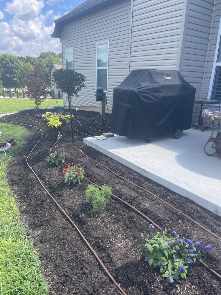 Slide of 636 Outdoor Services