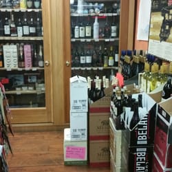 Rollo's Liquors