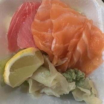 Ichiban - Sashimi 6 pieces of salmon and tuna on iceberg lettuce salad - Japanese Near Me - Fresno, California Ichiban - Sashimi 6 pieces of salmon and tuna on iceberg lettuce salad - Japanese Near Me - Fresno, California