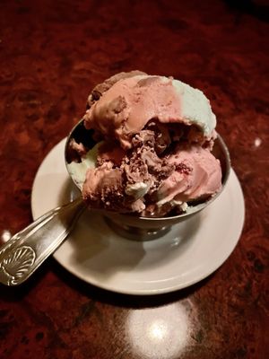 Tuscany Grill by null