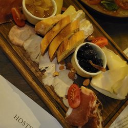 Anna Bistro