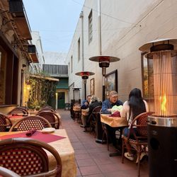 Carmel's Bistro Giovanni - Alley outside seating