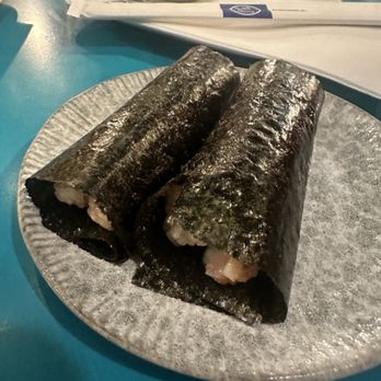 Douska - Hand roll sushi - Sushi Bars Near Me - New York, New York