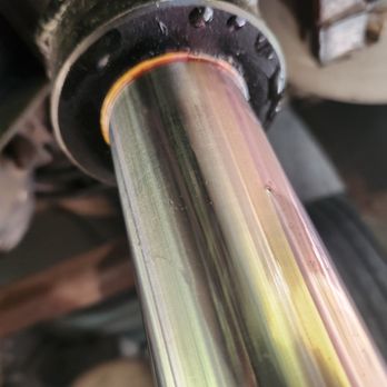 Custom Cylinders International - Brand new seal?? Fluid cascades right past it... bet money it was damaged by heat during the sloppy welding an inch above it. - RV Repair Near Me - Winchester, Kentucky Custom Cylinders International - Brand new seal?? Fluid cascades right past it... bet money it was damaged by heat during the sloppy welding an inch above it. - RV Repair Near Me - Winchester, Kentucky