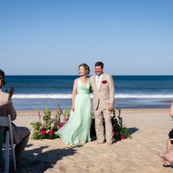 Daniel Pullen Photography - Taking in our guests right after the ceremony.