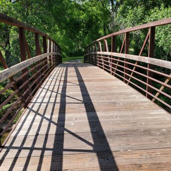 Mill Creek Streamway Park - Barker Access - Parks Near Me - Shawnee, Kansas