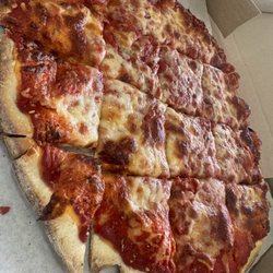 Jac-N-Do's Pizza