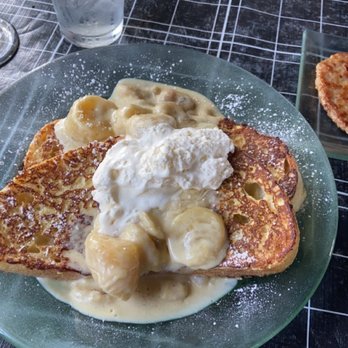 La Maison Cafe - Caramelized banana French toast - Breakfast & Brunch Near Me - Newport, Oregon