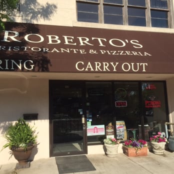 Roberto's Ristorante - Roberto's Elmhurst Exterior - Pizza Near Me - Elmhurst, Illinois Roberto's Ristorante - Roberto's Elmhurst Exterior - Pizza Near Me - Elmhurst, Illinois