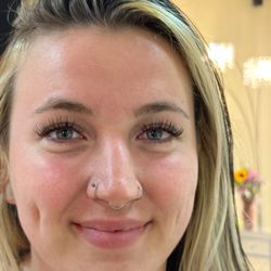 Lash and Brow Bar - Full Set Angel Eyelash Extensions