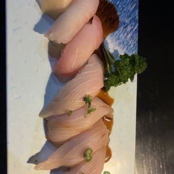 Mizuki - Sushi Bars Near Me - Baytown, Texas