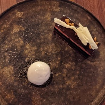 Francie - Italian Near Me - Brooklyn, New York