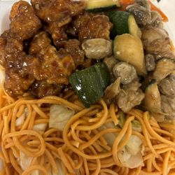 China Bistro - Orange Chicken (Mild Spicy) Mushroom Chicken