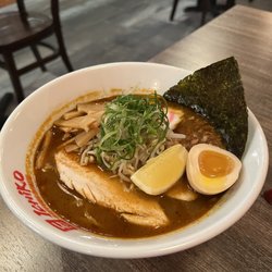 Ichiro - Tom yum ramen