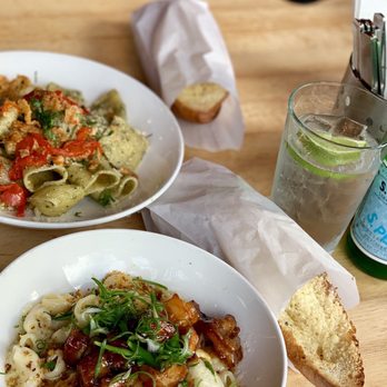Grassa - Pork Belly Mac & Cheese, Garlic Bread, and their daily Rigatoni special - Italian Near Me - Portland, Oregon