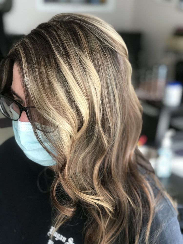 HAIR LIFE Updated August 2024 210 Photos 289 Merrimack St, Methuen, Massachusetts Hair