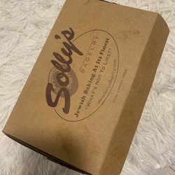 Solly's Bagelry - You need to try Cinnamon Bun