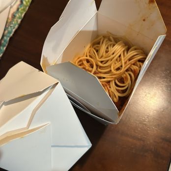 Vince's Spaghetti - Take out containers - Italian Near Me - Rancho Cucamonga, California Vince's Spaghetti - Take out containers - Italian Near Me - Rancho Cucamonga, California