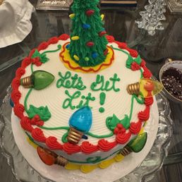White cake with white icing is DELICIOUS! White cake with white icing is DELICIOUS!
