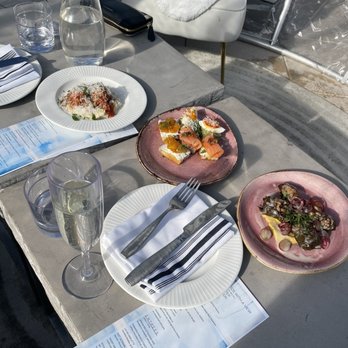La Vie - Brunch appetizers, tartine trio, Grape Leaves, Greek Meatballs - Cocktail Bars Near Me - Washington, DC, District of Columbia