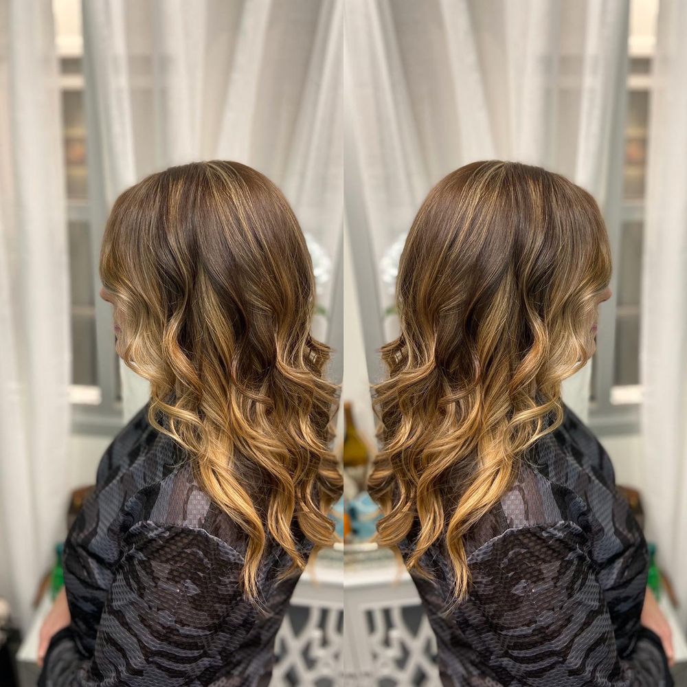 Ingrid Coes Hair Design Logo