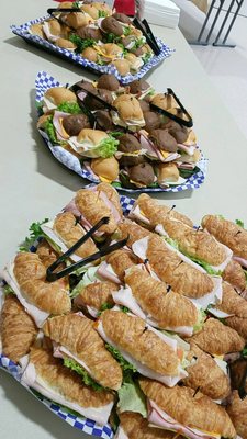 Ella's Dela Delicatessen by null