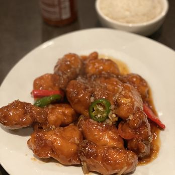 Mai's Restaurant - General TSO Chicken - Vietnamese Near Me - Houston, Texas Mai's Restaurant - General TSO Chicken - Vietnamese Near Me - Houston, Texas