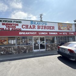 Bravo's Charburgers - Front Entrance
