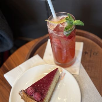 Starbucks Reserve Roastery - Raspberry cheesecake/ cold beverage. - Cafeteria Near Me - Milan, Michigan Starbucks Reserve Roastery - Raspberry cheesecake/ cold beverage. - Cafeteria Near Me - Milan, Michigan