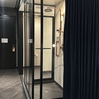 Hotel EMC2, Autograph Collection - Hotels Near Me - Chicago, Illinois