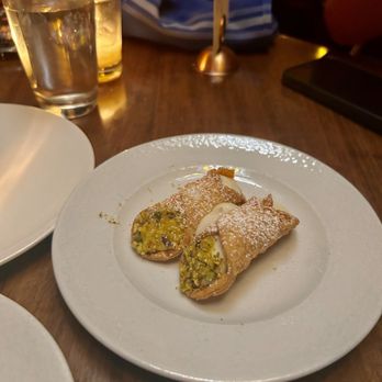 Alice Restaurant - Cannoli pistachio - Italian Near Me - New York, New York