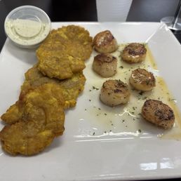 Lemon Butter Scallops Lemon Butter Scallops