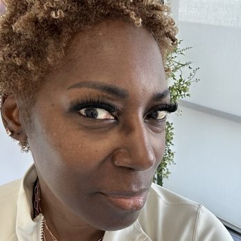 Lash Effect - Just got them done - Eyelash Service Near Me - Mira Loma, California