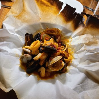 Tramonto Restaurant - seafood ink linguine - Italian Near Me - Hawthorne, New York Tramonto Restaurant - seafood ink linguine - Italian Near Me - Hawthorne, New York