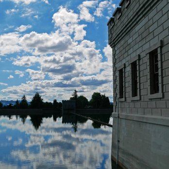 Mount Tabor Park - The lower reservoir is a delight when clouds are moving overhead - Parks Near Me - Portland, Oregon