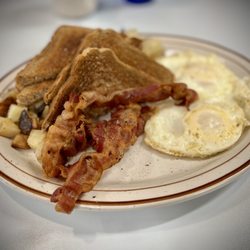 Mom's Family Restaurant