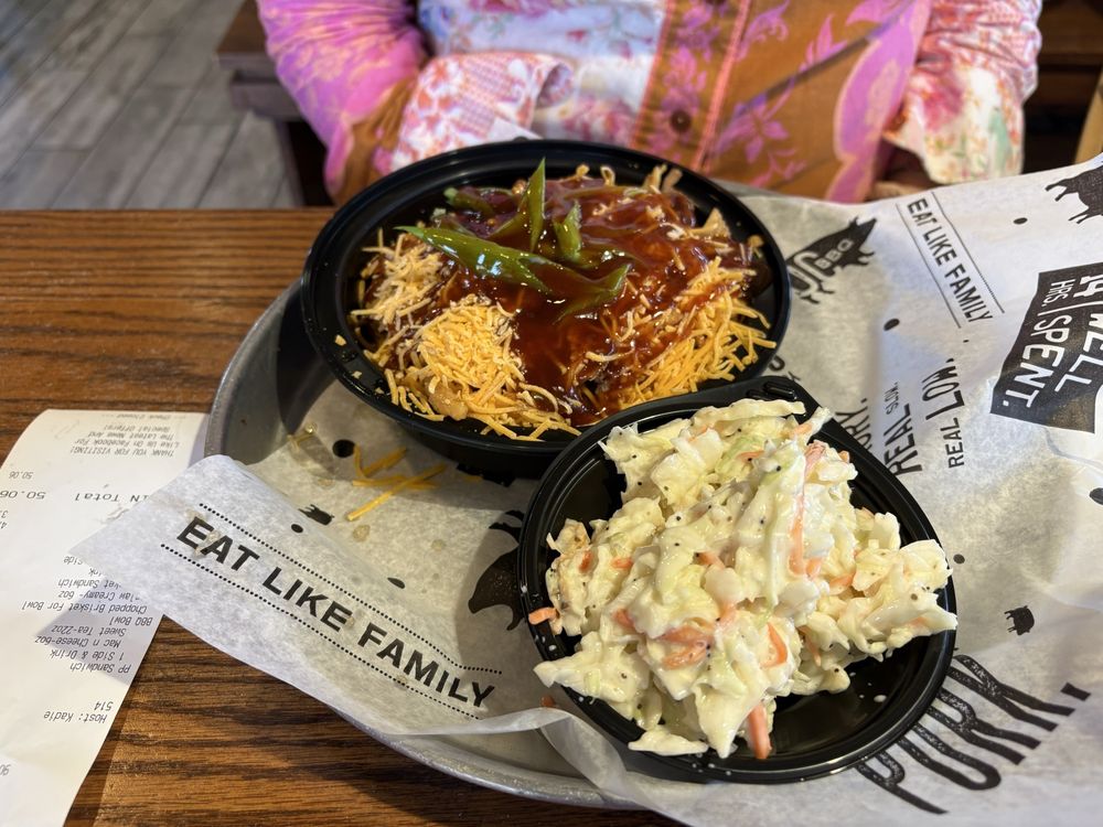 Food from Old Carolina Barbecue Company