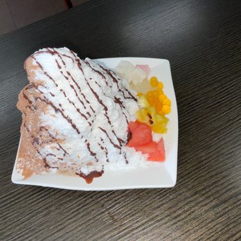 Frostcity - HaupiA and chocolate Frost - Desserts Near Me - Honolulu, Hawaii