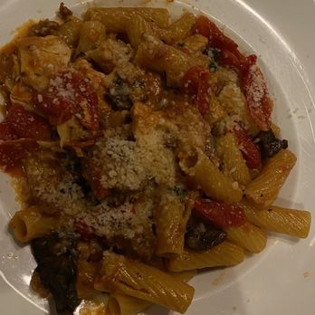 Cooper’s Hawk Winery & Restaurant - Wine Bars Near Me - Gurnee, Illinois